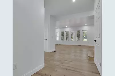 2903 Kilbourne Ave Avenue, Columbus, OH 43231 - Photo 12