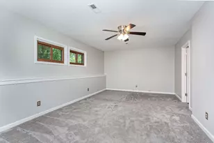 1855 E Choctaw Dr, London, OH 43140 - Photo 16