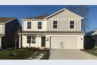 923 Sherwood Loop, Bellefontaine, OH 43311 - Photo 1