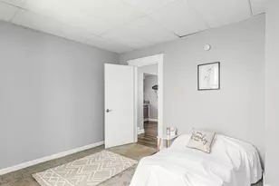 379 Midland Ave, Columbus, OH 43223 - Photo 20