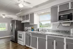 379 Midland Ave, Columbus, OH 43223 - Photo 14