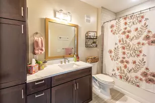 751 N 6th St, Columbus, OH 43215 - Photo 2