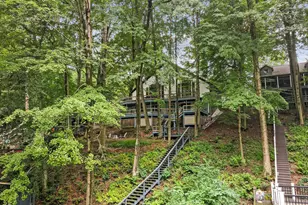 535 Greenacre Cir, Howard, OH 43028 - Photo 6