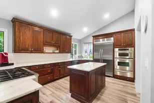 535 Greenacre Cir, Howard, OH 43028 - Photo 18