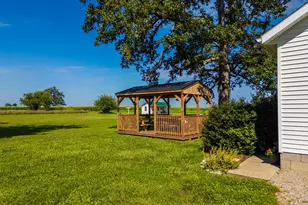 7882 Glaze Rd, New Holland, OH 43145 - Photo 18