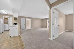 5765 Cheviot Rd, Cincinnati, OH 45247 - Photo 8