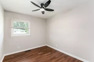 2283 Ward Rd, Columbus, OH 43224 - Photo 12