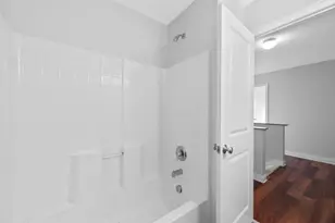 2694 Kantian Dr, Columbus, OH 43219 - Photo 18