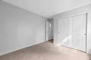 2694 Kantian Dr, Columbus, OH 43219 - Photo 16