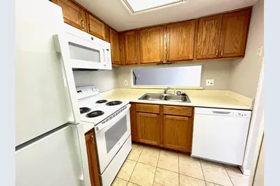 2395 Briers Drive, Columbus, OH 43209 - Photo 10