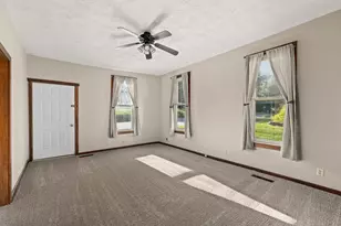 77 Frederick St, Lexington, OH 44904 - Photo 2