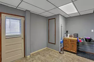 586 E Main St, Logan, OH 43138 - Photo 12