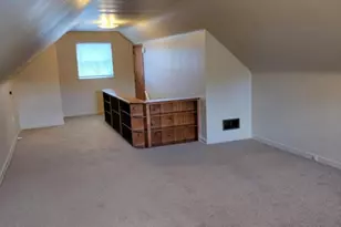 594 Chatham Rd, Columbus, OH 43214 - Photo 14