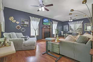 910 Golden Dr, Newark, OH 43055 - Photo 2