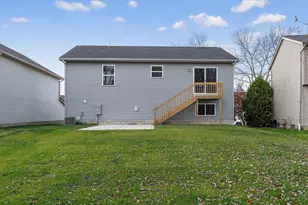 2736 Barrows Rd, Columbus, OH 43232 - Photo 6