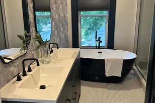 1217 Franklin Ave, Columbus, OH 43205 - Photo 16