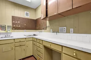 3049 Cleveland Ave, Columbus, OH 43224 - Photo 22