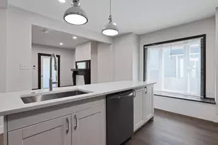 65 S Hague Ave, Columbus, OH 43204 - Photo 12