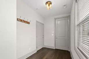 998 Ewing Alley, Columbus, OH 43201 - Photo 4