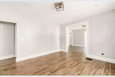 220 Parkwood Avenue, Columbus, OH 43203 - Photo 12