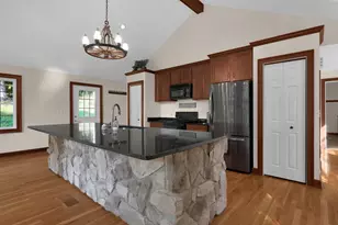 1893 Beaver Ln, Sugar Grove, OH 43155 - Photo 4