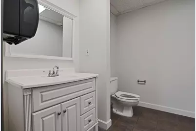 4588 Kenny Road, Columbus, OH 43220 - Photo 14