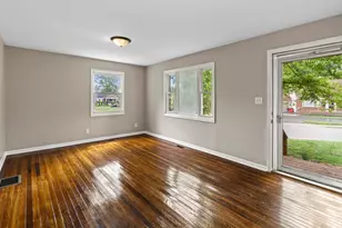 5542 Emerson Ave, Worthington, OH 43085 - Photo 2