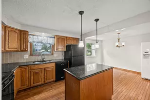 3129 Rainier Ave, Columbus, OH 43231 - Photo 12