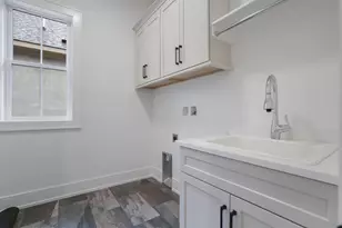 7010 Claymore Dr, Dublin, OH 43017 - Photo 36