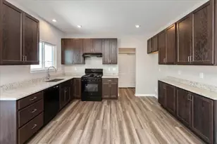 1055 Greenfield Dr, Marysville, OH 43040 - Photo 4