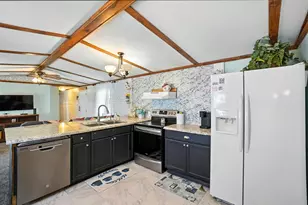 678 Robinson Rd SE, Washington Court House, OH 43160 - Photo 8