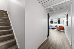 60 E Spring St, Columbus, OH 43215 - Photo 26