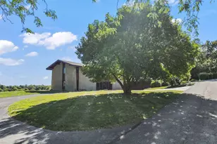 2787 Park Way Way, East Liverpool, OH 43920 - Photo 12