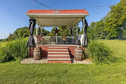 5643 Yankee Street, Fredericktown, OH 43019 - Photo 10