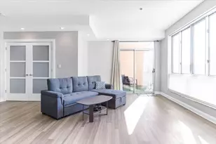 196 S Grant Ave, Columbus, OH 43215 - Photo 10