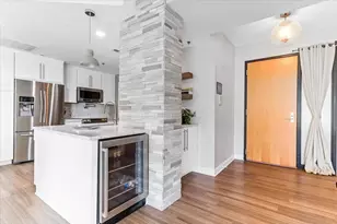 196 S Grant Ave, Columbus, OH 43215 - Photo 6