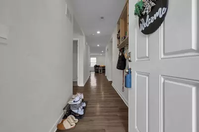 3057 Lamptonridge Drive, Columbus, OH 43232 - Photo 6