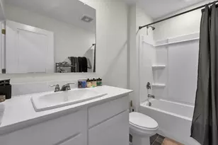3057 Lamptonridge Dr, Columbus, OH 43232 - Photo 22