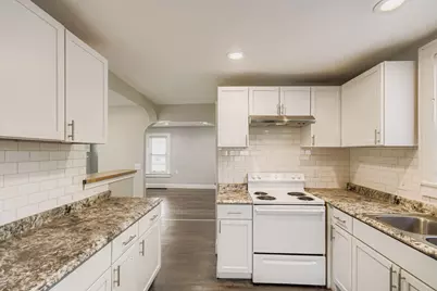 19 E Castle Road, Columbus, OH 43207 - Photo 14