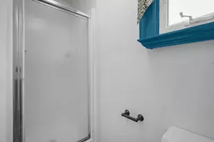 156 N Main St, London, OH 43140 - Photo 30