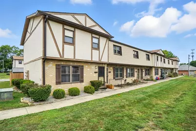 3828 Queen Anne Place #B8, Grove City, OH 43123 - Photo 1