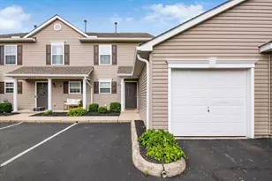 6977 Remsen Dr, Canal Winchester, OH 43110 - Photo 2