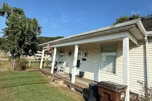 20 4th St, Nelsonville, OH 45764 - Photo 2