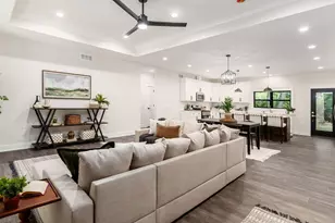 34 Prospect St, Delaware, OH 43015 - Photo 4