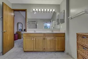 1449 River Trail Dr, Grove City, OH 43123 - Photo 38