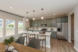 748 Francis Dr, Heath, OH 43056 - Photo 4