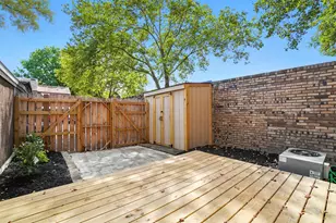 2367 Hardesty Dr N, Columbus, OH 43204 - Photo 18