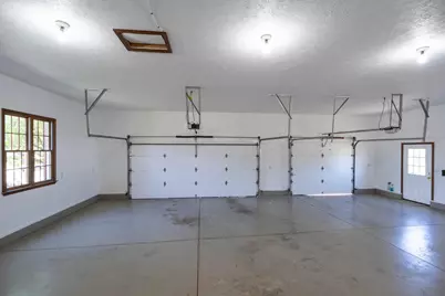 1210 Storybrook Drive, Washington Court House, OH 43160 - Photo 14