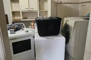 1502 Elm St, Cambridge, OH 43725 - Photo 12