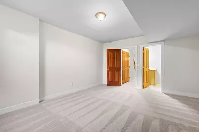 975 N 6th Street, Columbus, OH 43201 - Photo 48